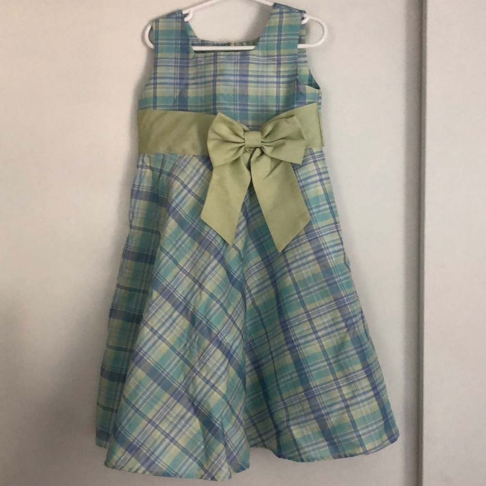 Girls party dress
